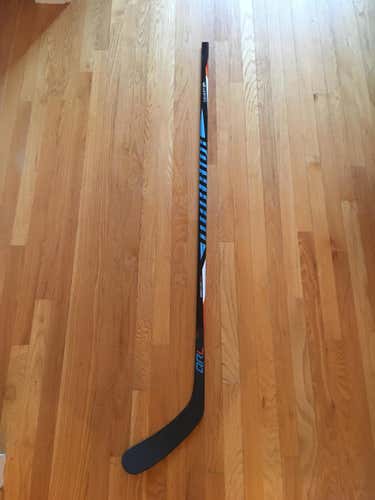 Warrior Covert QRL Hockey Stick Righty Toe Senior W03 85 Flex Grip