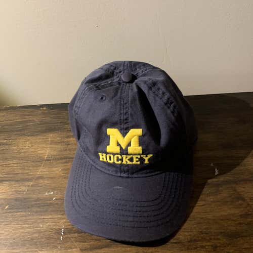 *NEW* Youth NCAA University Of Michigan Wolverines Block M Hat