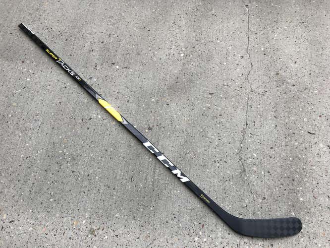 CCM Super Tacks AS1 Pro Stock Hockey Stick Grip 70 Flex Right P29 8244