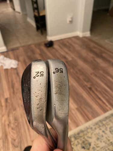 Titleist BV Vokey Wedge combo set of 2 (56, 52)Righty