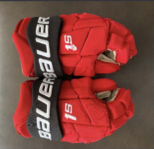 Bauer Gloves Senior Pro Stock