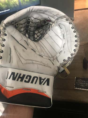 Vaughn Velocity V4 Nagel Pro Return w/ V6 Graphic
