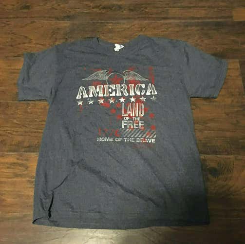 USA Land of the Free Home of the brave patriotic blue T Shirt Men's Size large