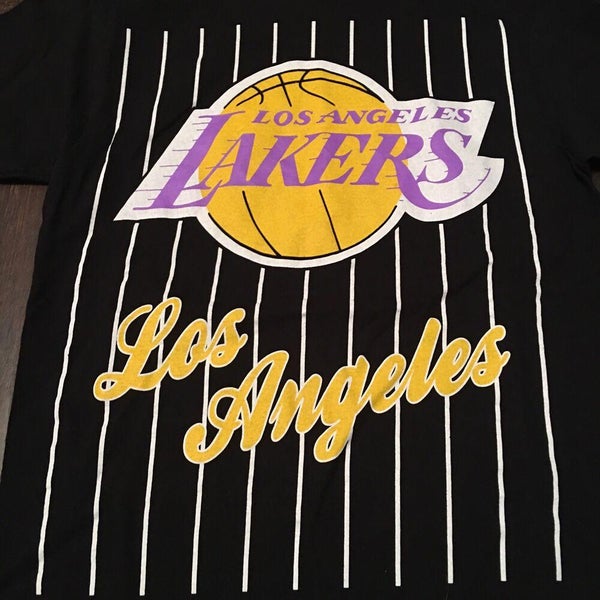 Men’s adidas Los Angeles Lakers NBA Sz M Black Logo T-Shirt MEDIUM Short  Sleeve