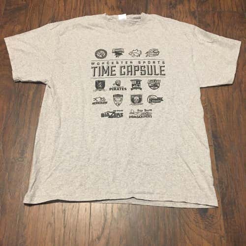 Worcester Time Capsule Worcester Bravehearts Vintage Sports Logo T-Shirt Size XL