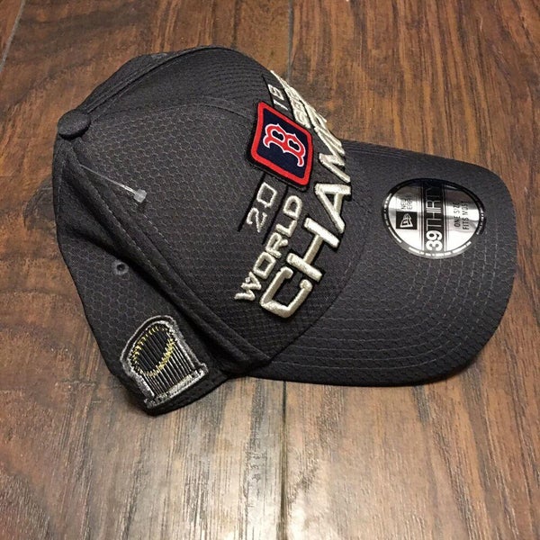 Boston Red Sox MLB New Era 2018 World Series Champions Locker Room 39THIRTY  Hat