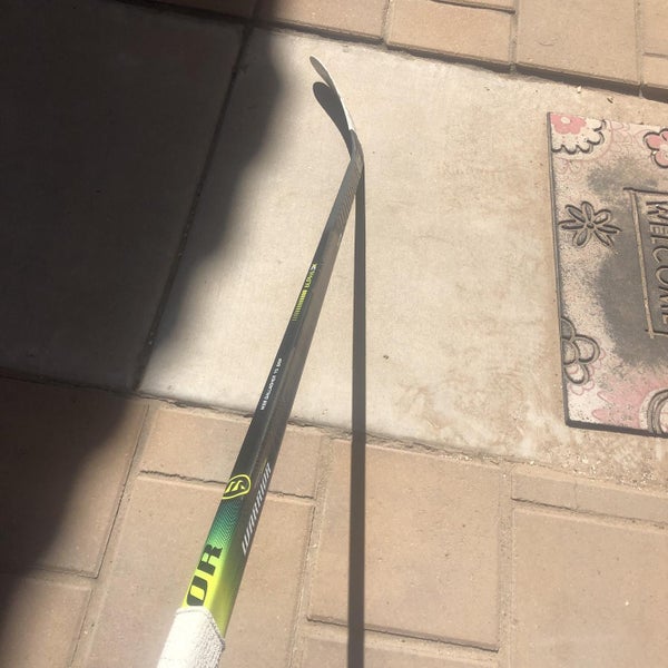 New Alpha DX Hockey Stick Righty Toe Senior
