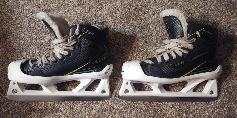 CCM Tacks 4092 Hockey Goalie Skates Junior Size 3.5