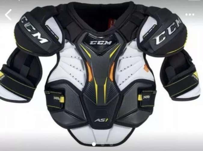 CCM Supertacks AS1 Shoulder Pads Senior Large New