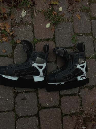 CCM Hockey Skates Senior Size 10