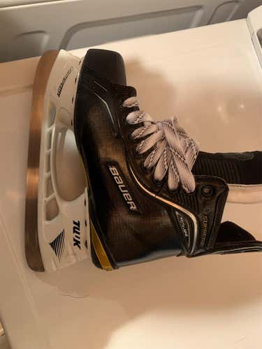 New Supreme Total One Hockey Skates Senior Pro Stock Size 6.5