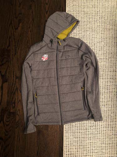 Like New LL Bean Medium Fleece Jacket