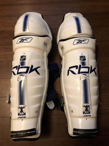 New 8K Shin Pads Senior