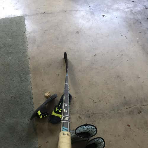 New TJ Oshie Covert DT1 LT Hockey Stick Righty Toe Senior Pro Stock