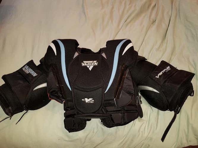 Vaughn LT90 Goalie Chest Protector Senior Pro Stock