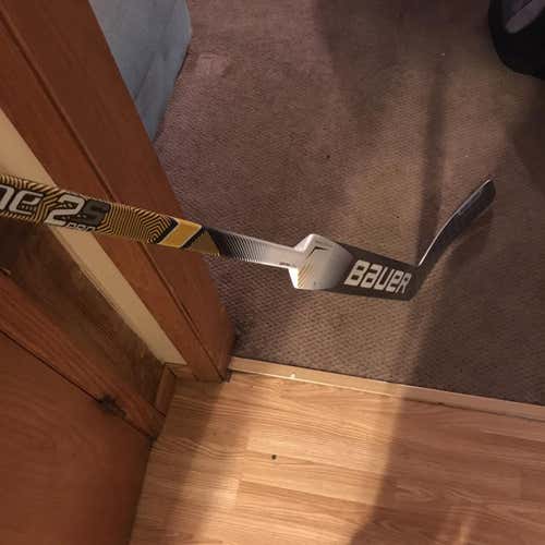 New Supreme 2S Pro Goalie Stick Regular Senior Pro Stock