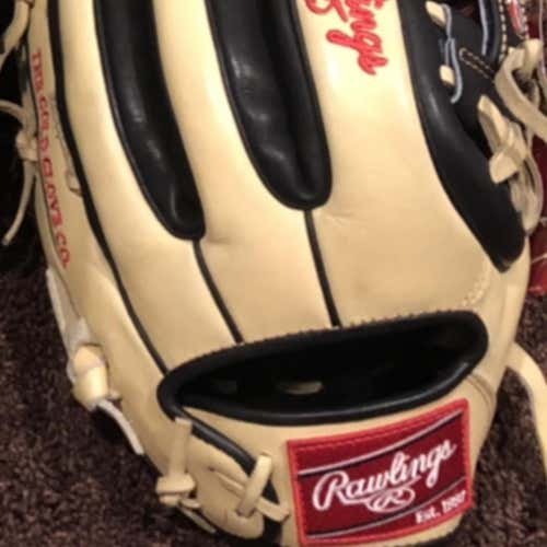 New Heart of the Hide Baseball Glove