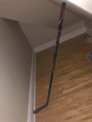 New Vapor 1X Lite Hockey Stick Righty Mid Senior