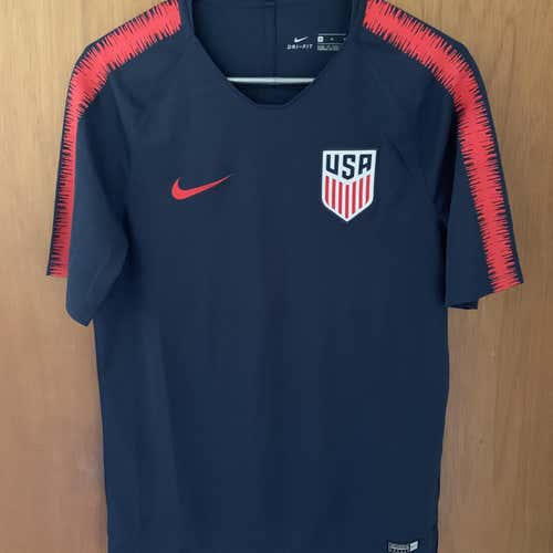 Nike USA Soccer Men’s Medium Jersey
