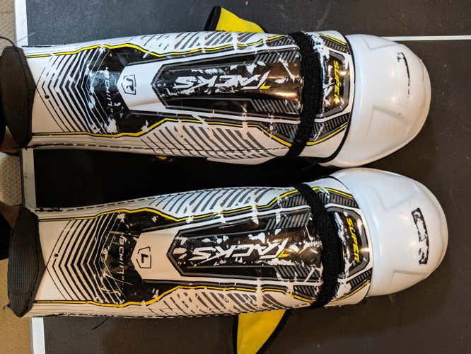 CCM Super Tacks Shin Pads Senior