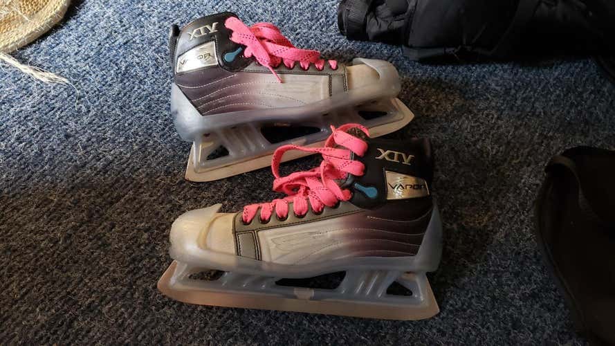 Bauer Hockey Goalie Skates Senior Size 8