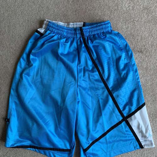 New Air Jordan Shorts Size L