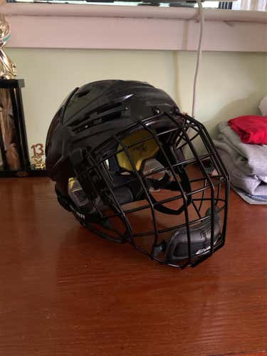 Bauer Re-Akt Helmet