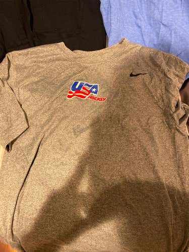 New Nike Shirt Adult