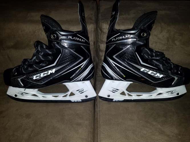 CCM Ribcor Platinum Senior Hockey Skates Size 8.5