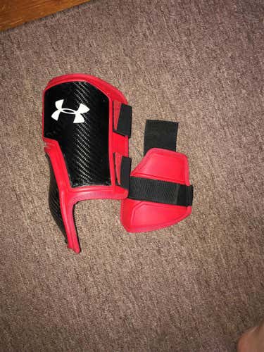 New Under Armour Game Day Leg Guard