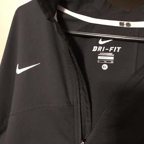 Nike Jacket Adult