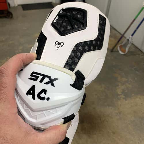 New Cell IV Arm Pads