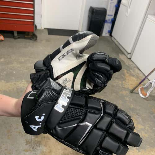 New M4 Goalie Gloves