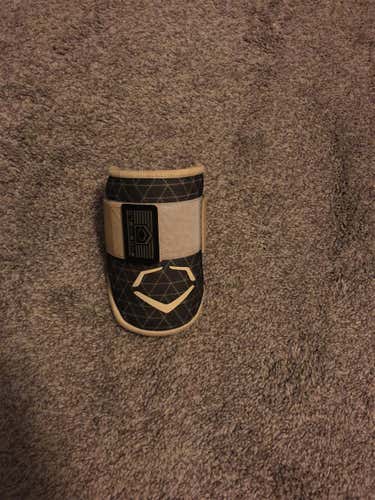 Dark Gray Evoshield EvoGeo Elbow Guard