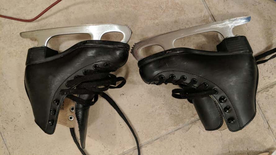 Riedell Figure Skates Size 12