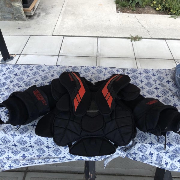 Velocity VE8 Pro Goalie Chest Protector Senior