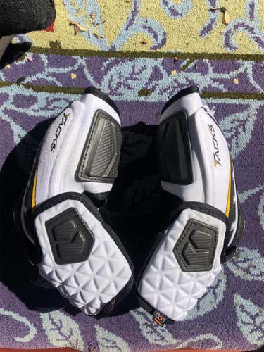 New Ultra Tacks Elbow Pads Senior Pro Stock