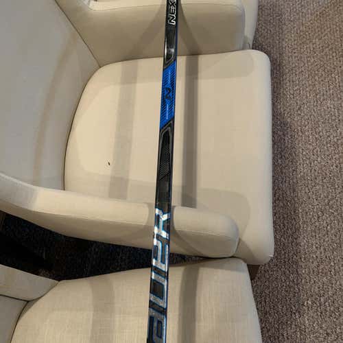 Bauer Nexus 1N Hockey Stick Right P92 Lie 6