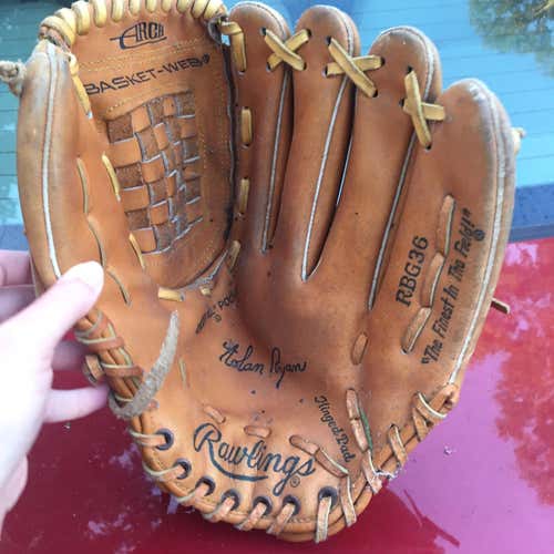 Rawlings RBG36 Nolan Ryan 12” Softball Glove