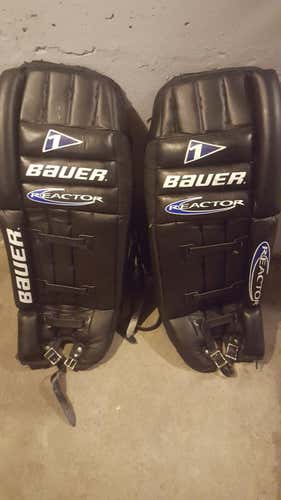 Bauer Goalie Leg Pads 32