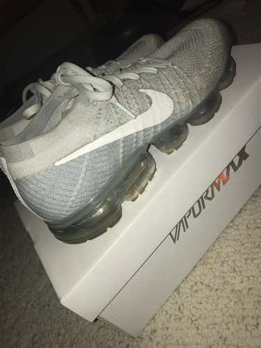 Nike Vapormaxs size 10