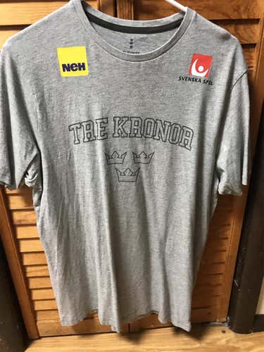 Team Sweden Tre Kroner  Short Sleeve Mens Large