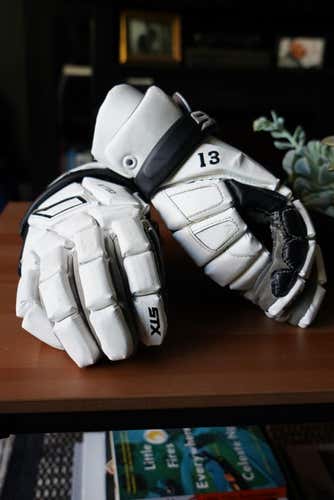 STX Cell III Lacrosse Gloves