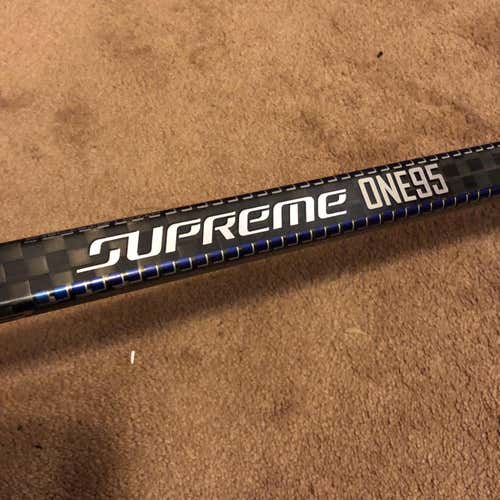 *RARE* Like New Bauer Supreme One95 Pro Stock Stick