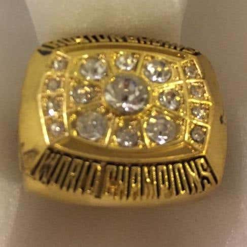 New BOSTON BRUINS  STANLEY CUP RING BOBBY ORR