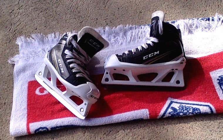 CCM Tacks 9060 Hockey Goalie Skates Junior Size 1.5