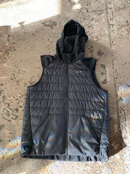 Men's Extra Large Nike Vest, insulated dri fit vest.