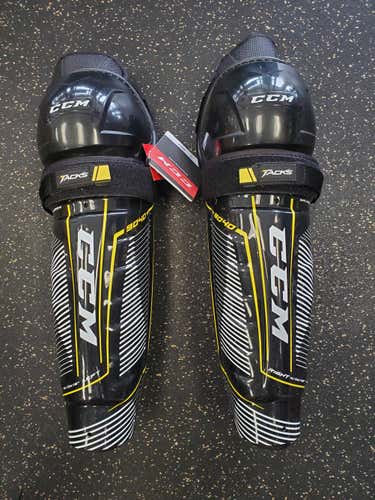 New CCM Tacks 9040 Shin Pads Senior 16