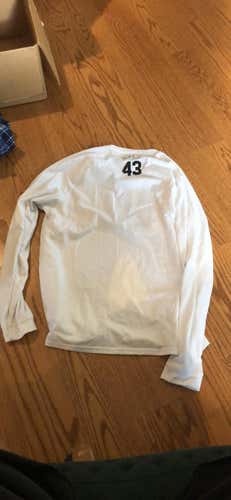 Men's Large Under Armour Shirt Adult TOWSON Tigers