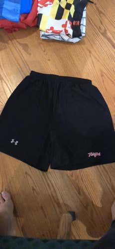 Maryland Men's Extra Large Under Armour Shorts Adult